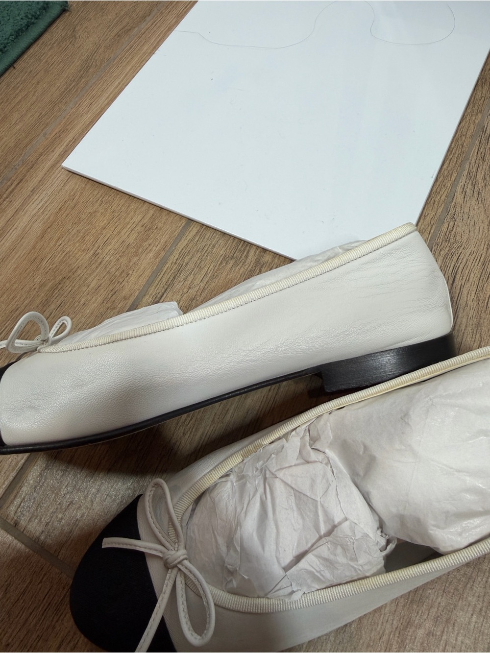 Chanel Cap Toe Ballerina Flats Cream and Black Size 8 - Picture 8 of 14